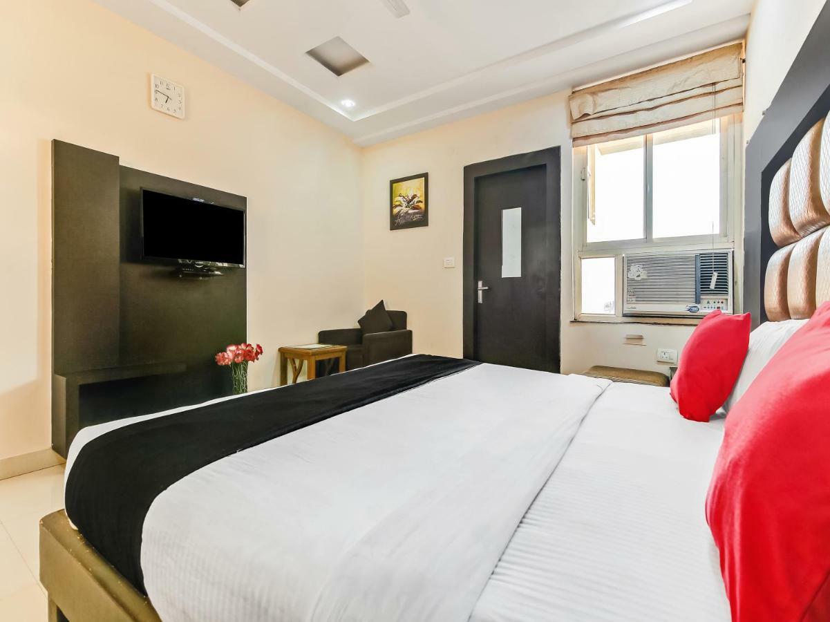 Capital O 32619 Hotel Sugar Palm 瓜廖尔 外观 照片