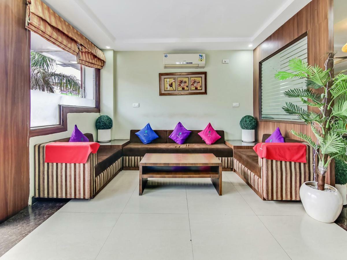 Capital O 32619 Hotel Sugar Palm 瓜廖尔 外观 照片