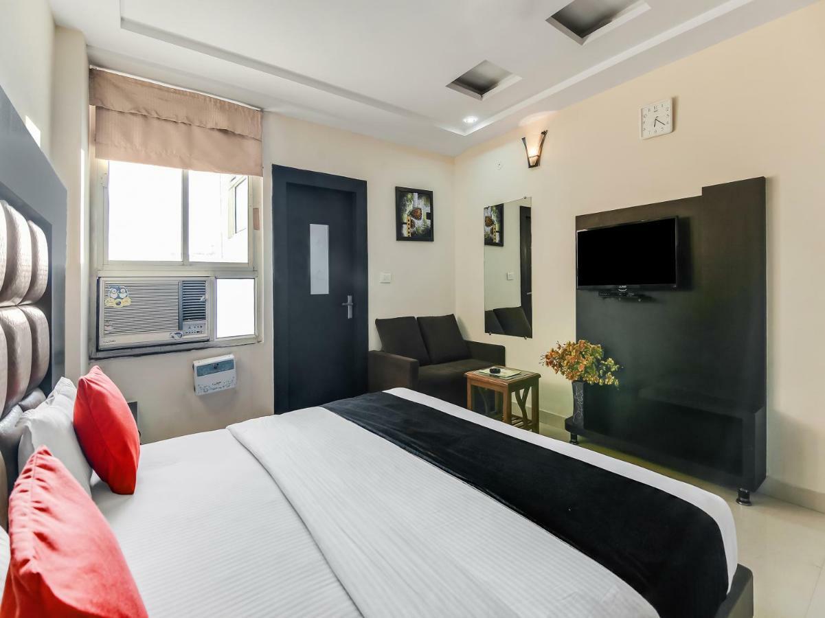 Capital O 32619 Hotel Sugar Palm 瓜廖尔 外观 照片